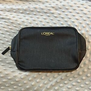 L’Oreal Paris women’s small cosmetic/toiletry bag